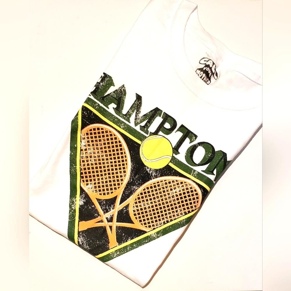Hamptons Tennis Club Adult Unisex Short Sleeve T-Shirt Size Medium